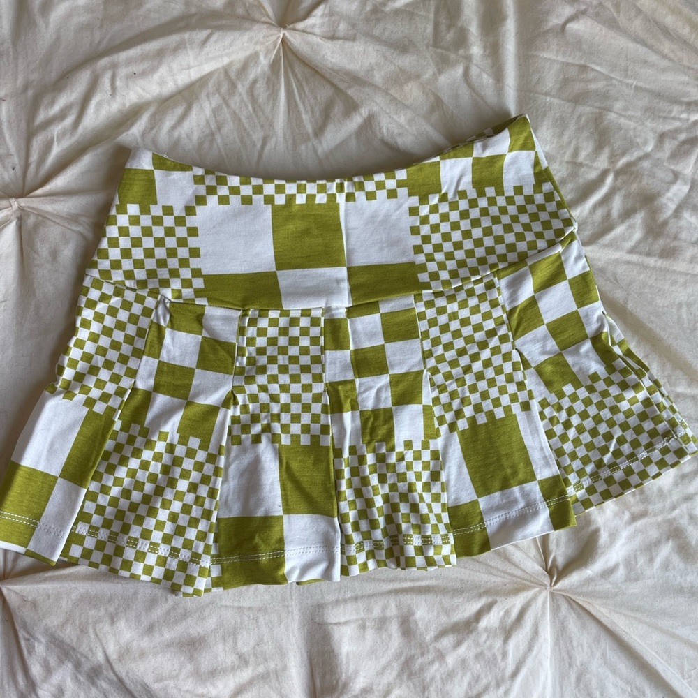 urban outfitters pleated micro mini skirt!!!